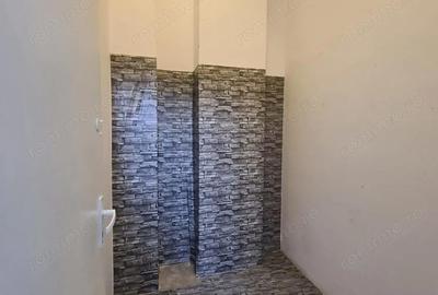 Spațiu comercial, de 80 mp, în Văcăresti