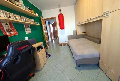 Nord - Parc, Apartament 3 camere decomandat, etaj 2/4, bloc 1984 - 8