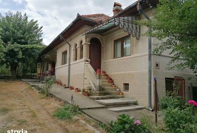 Casă cu 5 camere cu Teren 2600 Mp în Central - 15