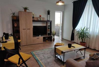 Apartament cu 2 camere decomandat, mobilat în Râșnov - 1