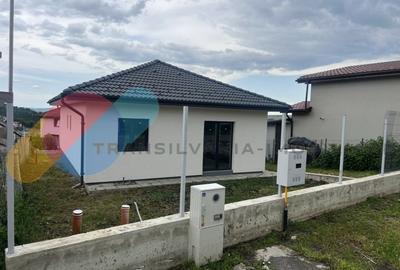 Casa semifinisata 90 mp - Campenesti,