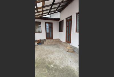 Casa Baicoi caramida 135 mp - 2