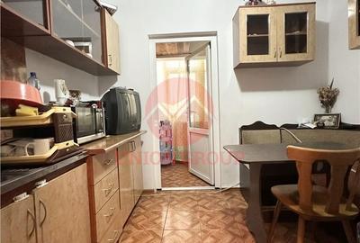 Apartament cu 3 camere decomandat în Central - 10