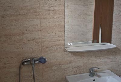 Apartament cu 3 camere decomandat în Peninsula - 12
