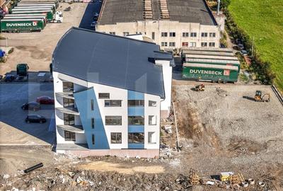 Spațiu comercial, de 2,351 mp, în Mărișelu - 11