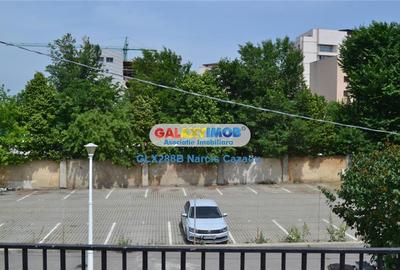 Casă cu 9 camere cu Teren 260 Mp în Băneasa - 2