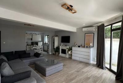 Apartament cu 4 camere în Central - 8