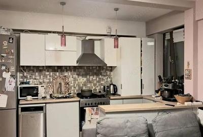 Apartament cu 3 camere decomandat în Brâncoveanu