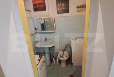 Casă cu 4 camere cu Canalizare în Central - 1