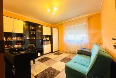 Apartament cu 3 camere decomandat în Cantemir
