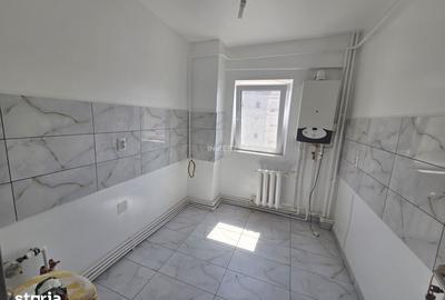 Apartament cu 2 camere decomandat în Mircea cel Bătrân
