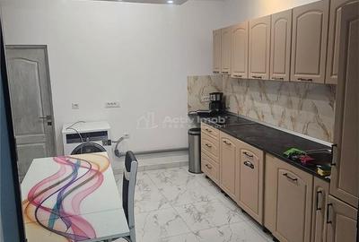 Casă cu 5 camere cu Teren 400 Mp în Răzvad - 6