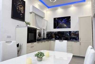 Apartament cu 3 camere decomandat în Central - 1