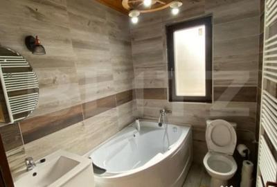 Casă cu 5 camere cu Teren 900 Mp în Industrială - 16