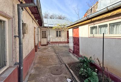 Casă individuală cu 2 camere cu Canalizare în Bd. Coșbuc - 2