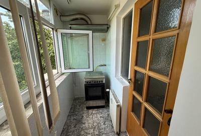 Apartament cu 2 camere decomandat în Rahova - 10