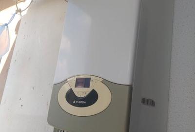 Apartament cu 2 camere decomandat în Rovine - 3