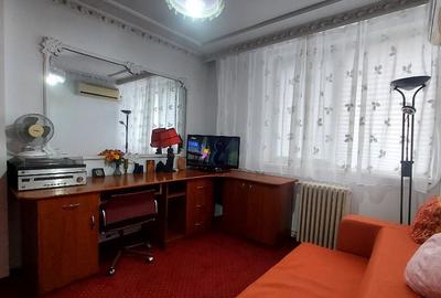 Inchiriez apartament 3 camere - zona Sebastian - 7