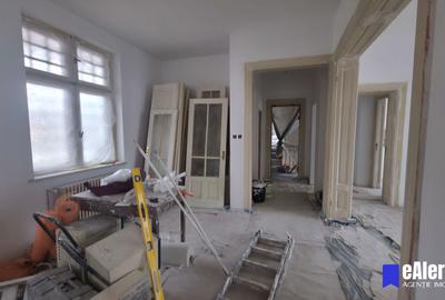 Birou, de 384 mp, în Ferdinand - 12