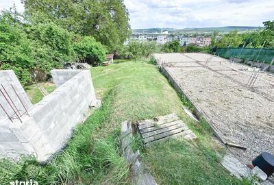 Teren de 376 mp, în Central - 13