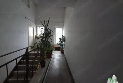 Apartament cu 5 camere decomandat în Sud - 6