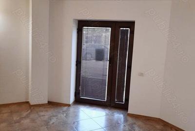 Spațiu comercial, de 30 mp, în Tomis II - 5