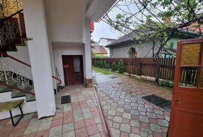 Apartament 3 camere la casa , zona Florilor - 9