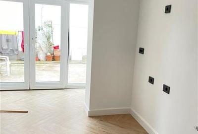 Apartament cu 3 camere decomandat în Primăverii - 3