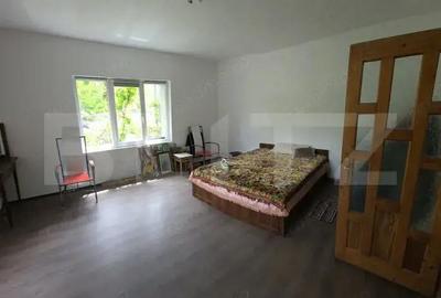 Casă cu 4 camere cu Teren 2000 Mp în Central - 7