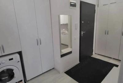 Garsonieră decomandată în Central - 2