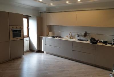 Apartament cu 3 camere de vânzare în zona Gara - 2
