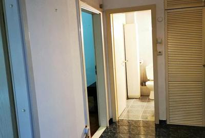 Apartament cu 2 camere decomandat în Medicină