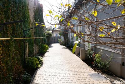 Casă cu 12 camere cu Teren 295 Mp în Unirii - 1