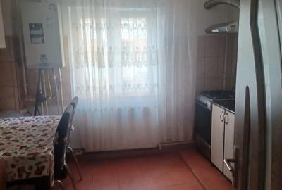 Apartament cu 3 camere semidecomandat în Girocului - 3