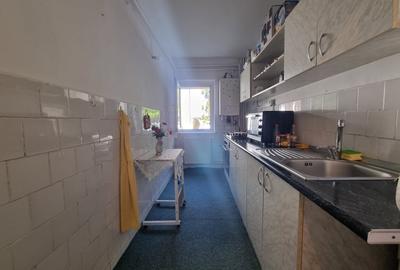 Garsonieră decomandată, mobilată în Central - 4