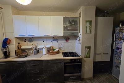 Vand Apartament 3 camere Str. Cocorului, nr. 15 Etaj 6 1 - 4