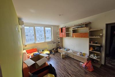Apartament cu 4 camere semidecomandat în Drumul Taberei - 1
