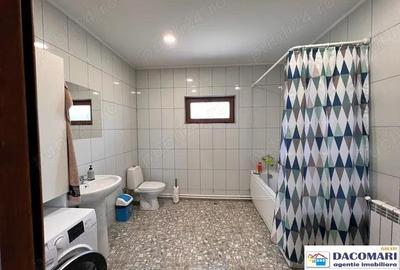 Casă cu 4 camere în Central - 2