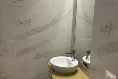 Apartament cu 4 camere în Ștefan cel Mare - 1