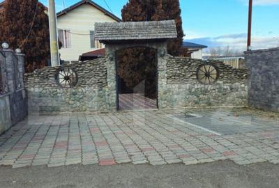 Casă cu 7 camere cu Teren 250 Mp în Central - 17