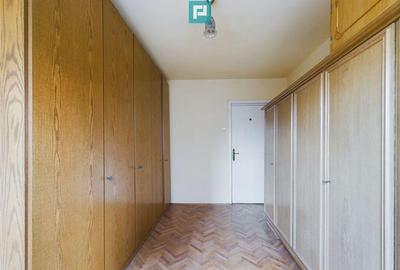 Apartament cu 3 camere, etaj intermediar - 11