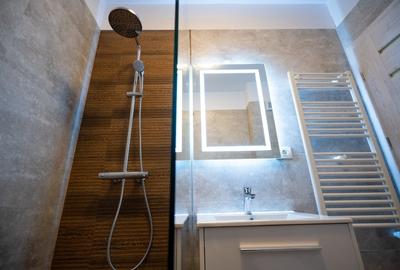 Apartament cu 2 camere, mobilat în Central - 12