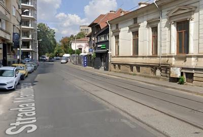 Casă individuală cu 12 camere cu Teren 180 Mp în Unirii - 8