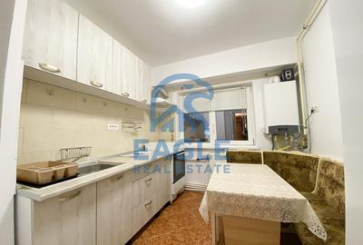 Piata Brotacei - 2 Camere decomandat Et. 1 cu balcon pe termen lung - 3