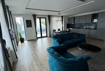 Apartament cu 4 camere decomandat în Central