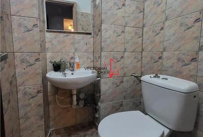 Apartament cu 4 camere decomandat în Titan - 15