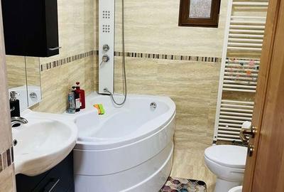 Casă cu 3 camere cu Teren 1994 Mp în Central - 20