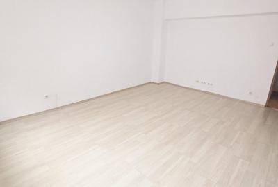 Garsonieră decomandată în Central - 3