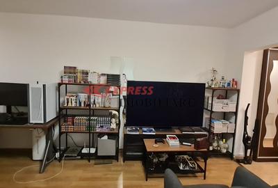 Garsonieră decomandată, mobilată în Dristor - 8