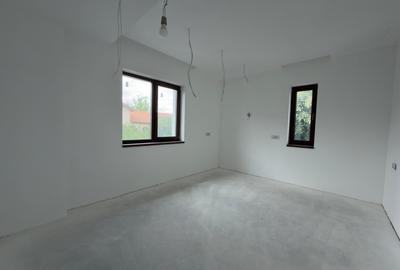Casă cu 5 camere cu Teren 500 Mp în Pipera - 11